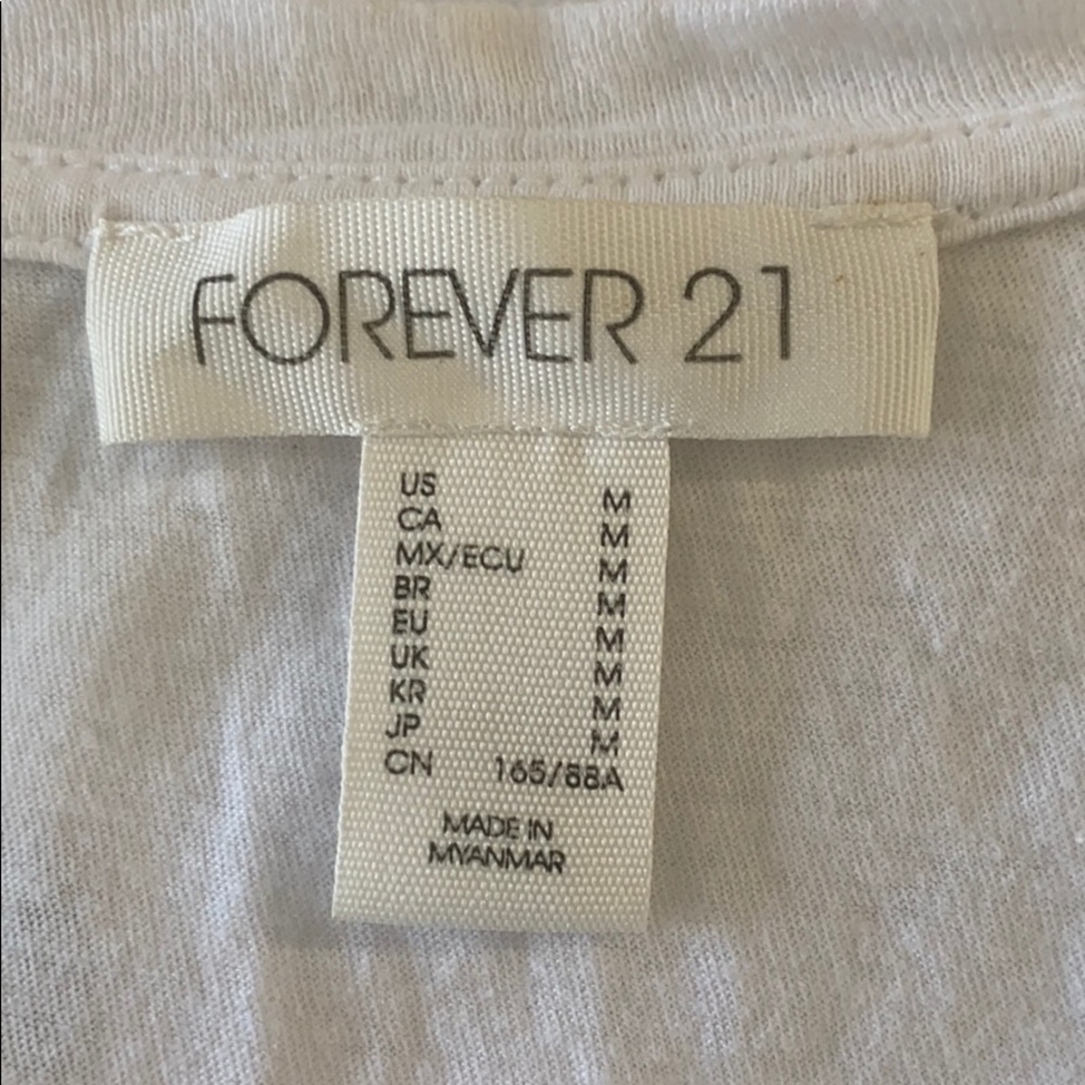 Basic white t - Picture 5 of 5